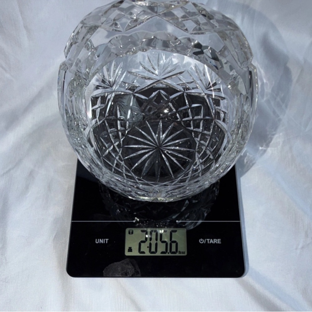 Vintage Hand-Cut Lead Crystal Basket Bowl – 6" Starburst & Diamond Design - Picture 11 of 11